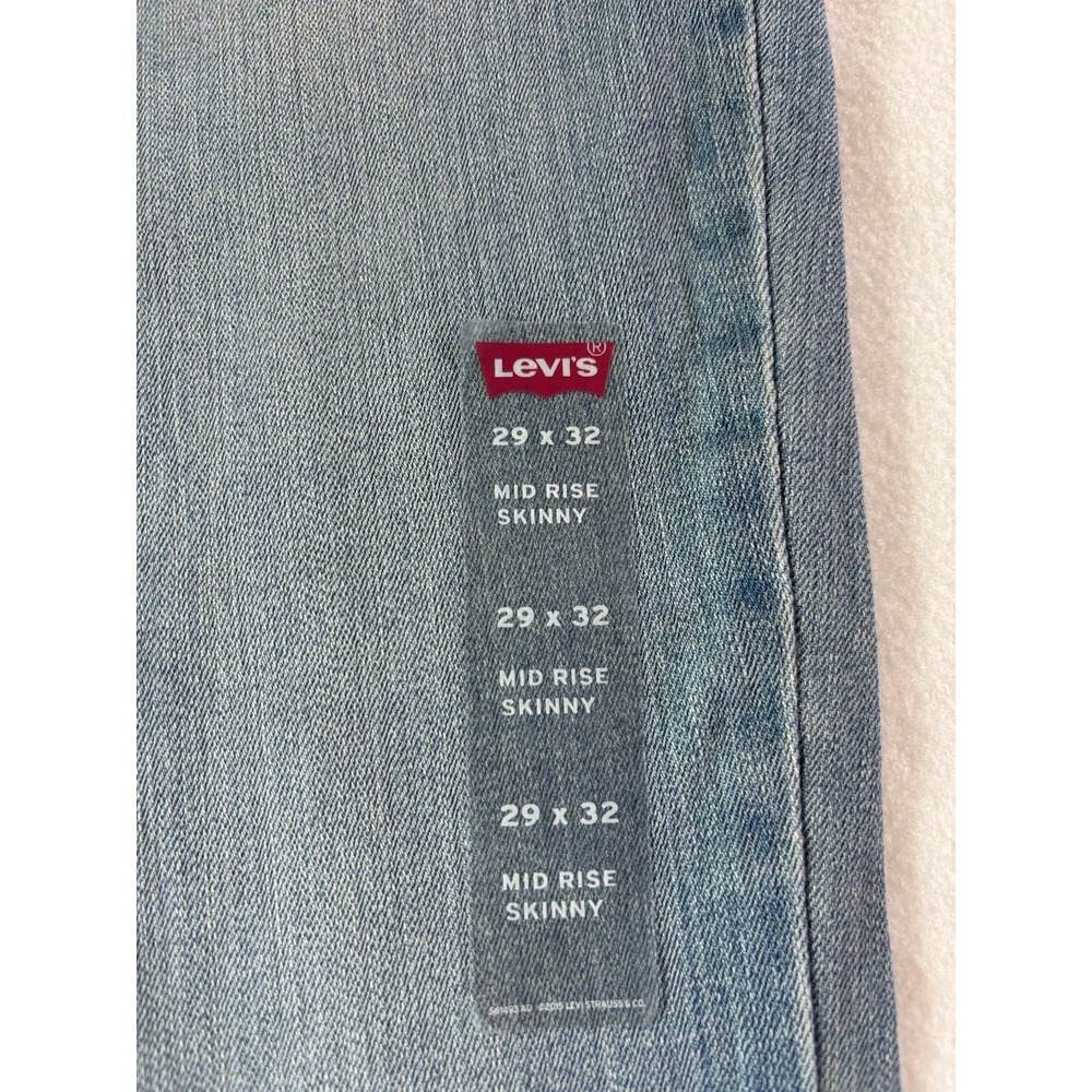 WOMEN'S LEVIS JEANS W29 L32 Mid Rise Skinny Blue Denim Light Wash NEW With Tags - Picture 2 of 13